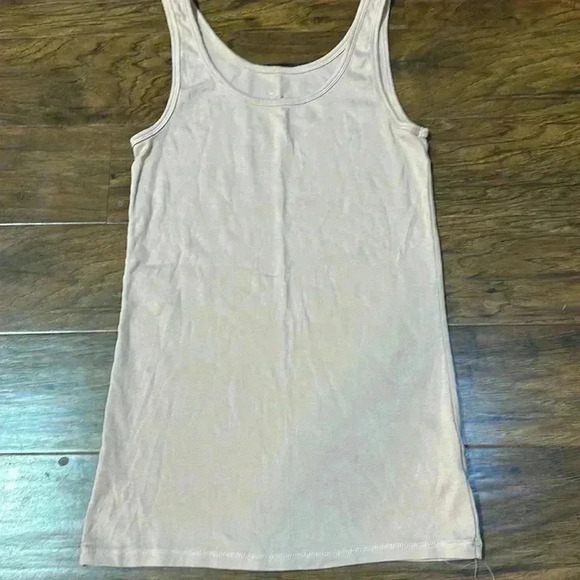 Jones Nee York & A New Day tank tops - Picture 4 of 6